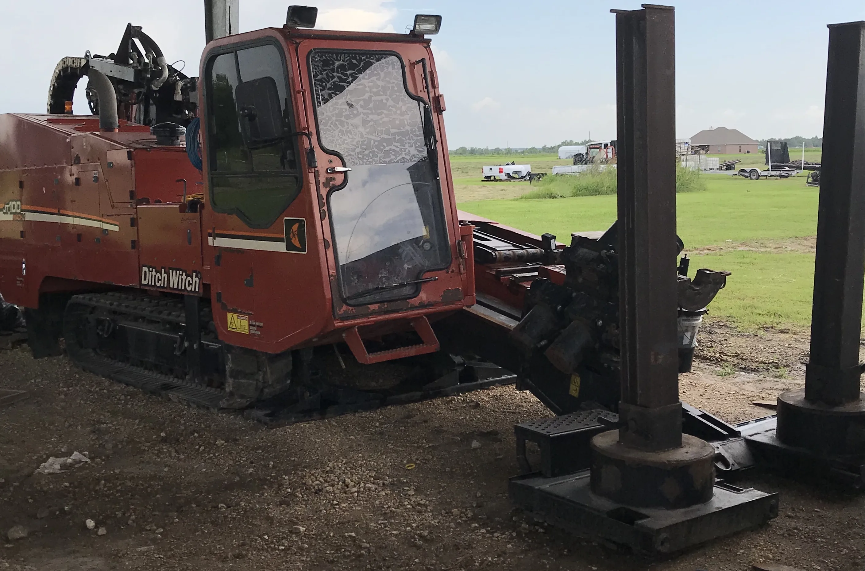 Ditch Witch JT 100 drilling rig in the Point to Point fleet